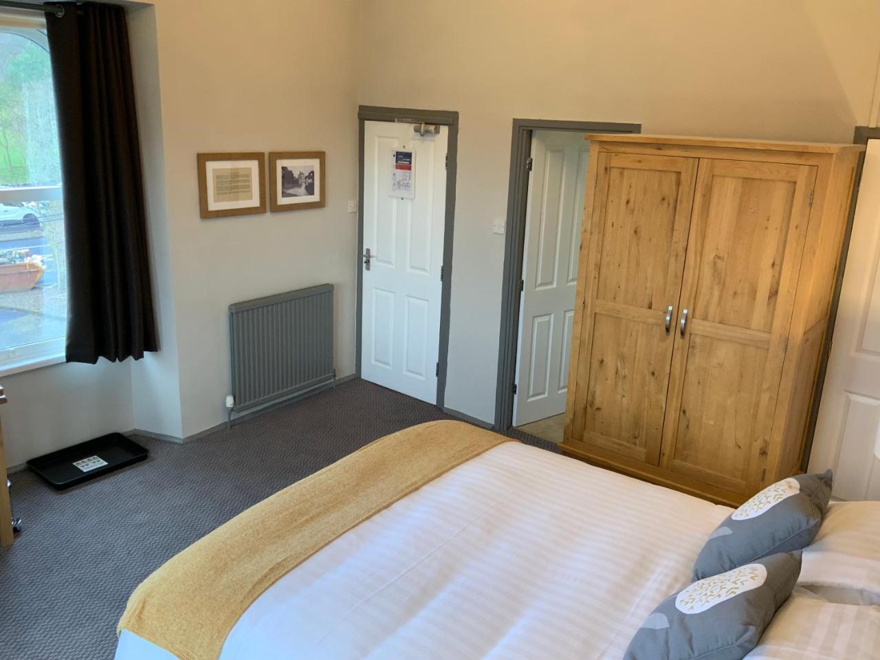 The Sun Inn Troutbeck Bridge エクステリア 写真